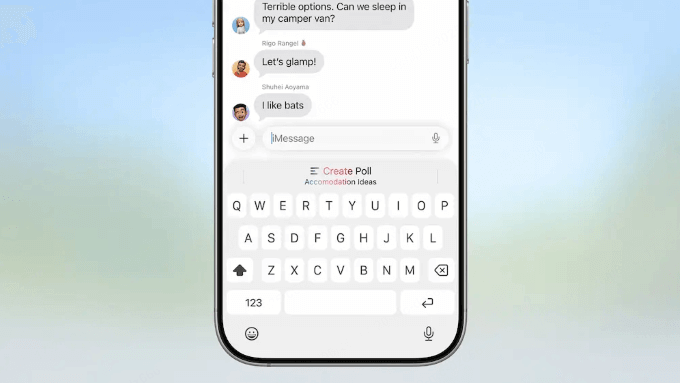ios 26 group chat polls